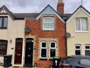 2 bedroom terraced house for sale in Browns Crescent...