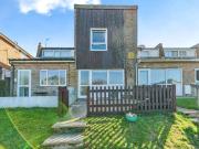 2 bedroom terraced house for sale in Chailey Crescent,...