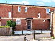 2 bedroom terraced house for sale in Clover Ground,...