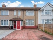 2 bedroom terraced house for sale in Cranleigh Road,...