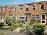 2 bedroom terraced house for sale in Crediton Close,...