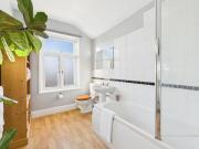 2 bedroom terraced house for sale in Cromer Street,...