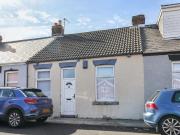 2 bedroom terraced house for sale in Earl Street,...