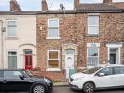 2 bedroom terraced house for sale in Field View, York, YO30