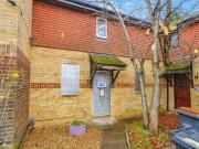 2 bedroom terraced house for sale in Gilderdale, Luton,...