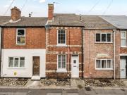 2 bedroom terraced house for sale in Gray Street,...