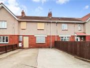 2 bedroom terraced house for sale in Grindon Avenue,...