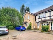 2 Bedroom Terraced House For Sale In Harrow Weald, Middlesex