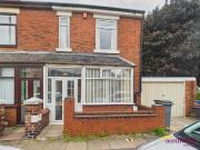 2 bedroom terraced house for sale in Honeywall,...