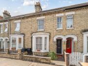 2 bedroom terraced house for sale in Howbury Street,...
