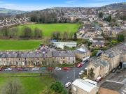 2 bedroom terraced house for sale in Lindley Street,...