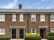 2 Bedroom Terraced House For Sale In London