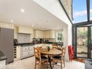 2 Bedroom Terraced House For Sale In London