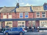 2 bedroom terraced house for sale in Lower Road,...