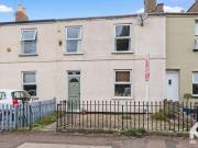 2 bedroom terraced house for sale in Marsh Lane,...