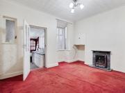2 bedroom terraced house for sale in Maze Street,...