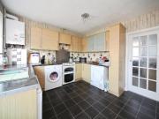 2 bedroom terraced house for sale in Peartree Road,...