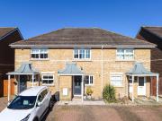2 bedroom terraced house for sale in Puddingstone Drive,...