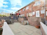 2 bedroom terraced house for sale in Scargill Road,...