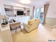 2 bedroom terraced house for sale in Vallis Close,...