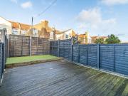 2 bedroom terraced house for sale in Westfield Road,...