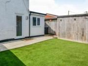 2 bedroom Terraced House To Let