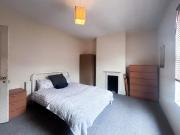 2 bedroom Terraced House To Let