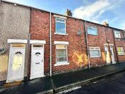 2 bedroom terraced house to rent