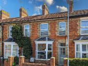 2 bedroom terraced house to rent