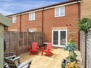 2 bedroom terraced house to rent