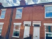2 bedroom terraced house to rent