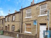 2 bedroom terraced house to rent