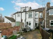 2 bedroom terraced house to rent