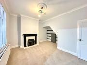 2 bedroom terraced house to rent