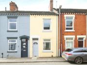 2 bedroom terraced house to rent