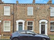 2 bedroom terraced house to rent