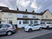 2 bedroom terraced house to rent