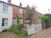 2 bedroom terraced house to rent