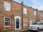 2 bedroom terraced house to rent
