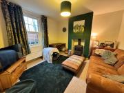 2 bedroom terraced house to rent