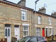 2 bedroom terraced house to rent