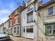 2 bedroom terraced house to rent