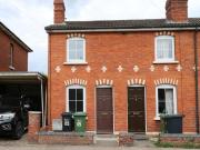 2 bedroom terraced house to rent