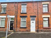 2 bedroom terraced house to rent