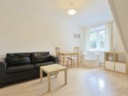 2 bedroom Terraced House to rent in Hunters Road, Spital...