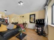 2 bedroom terraced property to rent
