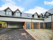 2 Bedroom Town House For Rent In Ringwood, Hampshire