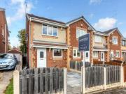 2 Bedroom Town House For Rent In Stairfoot, Barnsley