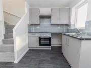 2 Bedroom Town House To Rent In Dunsford Drive,...