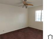 2 Bedroom Townhouse 1140 / S San Pedro St in Los...